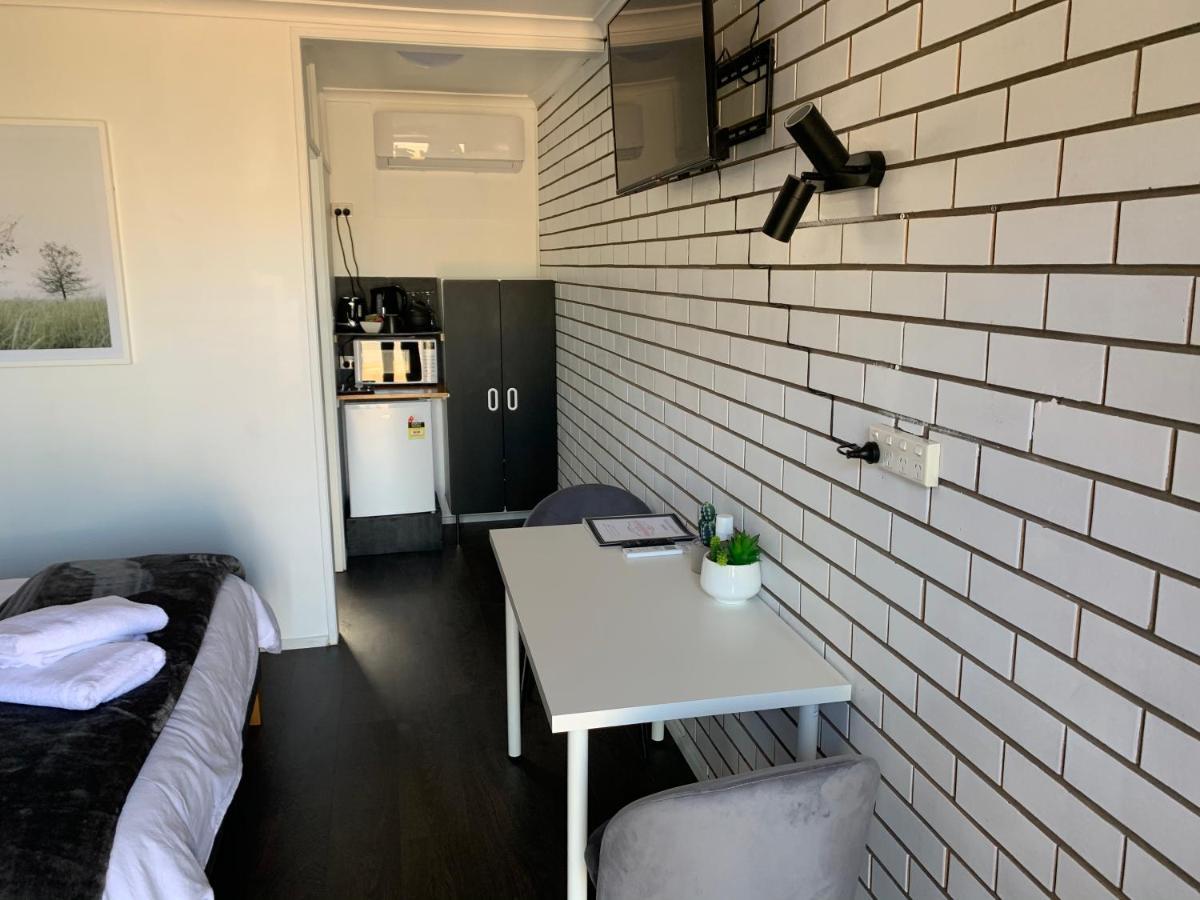Kings Avenue Motel Saint Arnaud Bagian luar foto